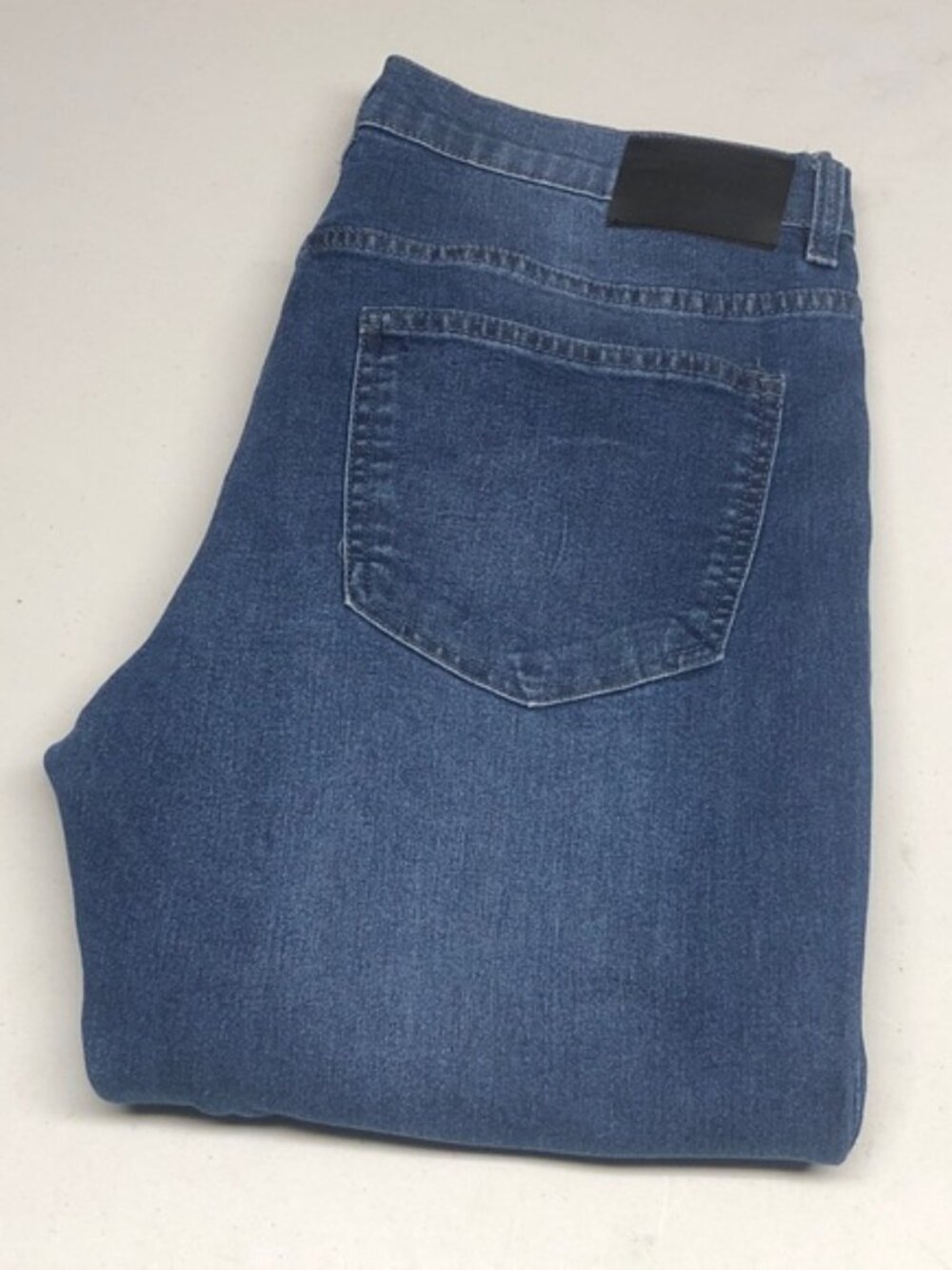 LIKE NEW MENS PERRY ELLIS SLIMFIT JEANS 32x32 ⭐️